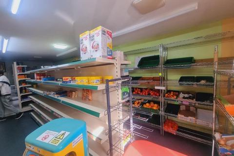 Retail property (high street) to rent, 21 Woodale Av Bradford BD9 6JQ