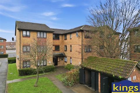 1 bedroom flat for sale - Acworth Close, Edmonton, N9