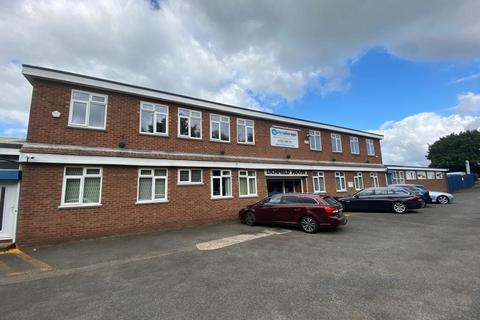 Warehouse to rent, Coppice Side Industrial Estate Walsall WS8 7EX