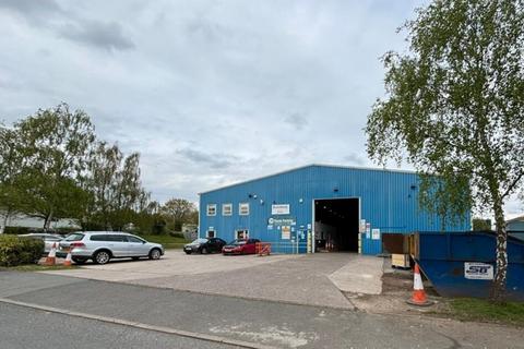 Warehouse to rent, Aspley Close Wolverhampton WV10 7DE
