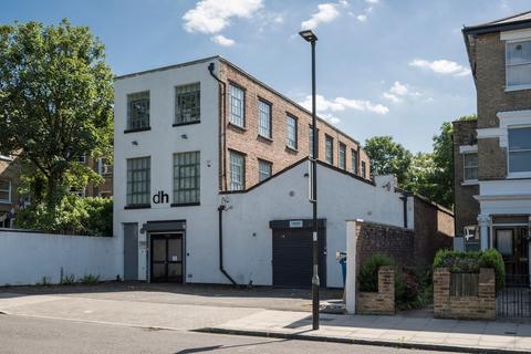 Industrial unit to rent, 21-22 Turle Rd London N4 3LZ