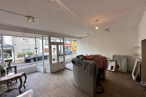 Retail property (high street) to rent, 65-65a Newport Rd Barnstaple EX32 9BG