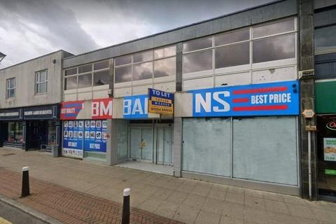 Retail property (high street) to rent, 21 Union St Accrington BB5 1PL