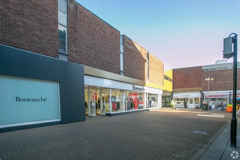 Retail property (high street) to rent, Market Pl Tamworth B79 7NJ
