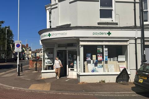 Retail property (high street) for sale, 56 Teville Rd Worthing BN11 1UY