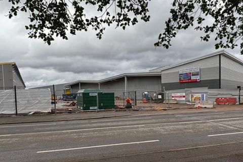 Warehouse to rent, Lichfield Rd Tamworth B79 7TS