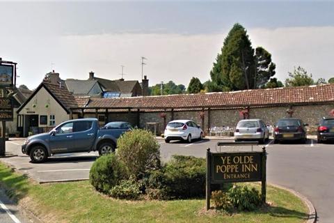 Pub to rent, Axminster Rd South Chard TA20 2NZ