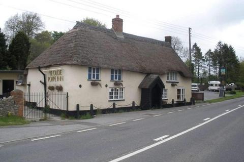 Pub to rent, Axminster Rd South Chard TA20 2NZ