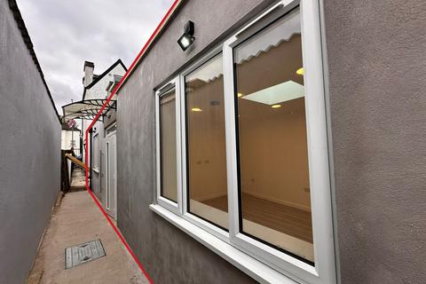 Office for sale, 19 Heathfield Rd Keston BR2 6BG