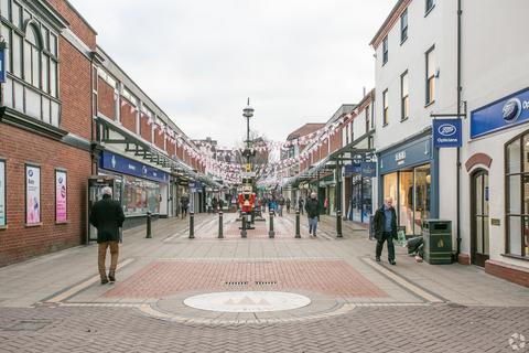 Property to rent, Gresley Row Lichfield WS13 6NF