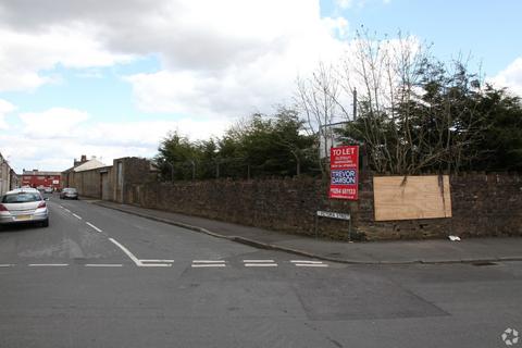 Distribution warehouse to rent, 44 Victoria St Accrington BB5 0PG