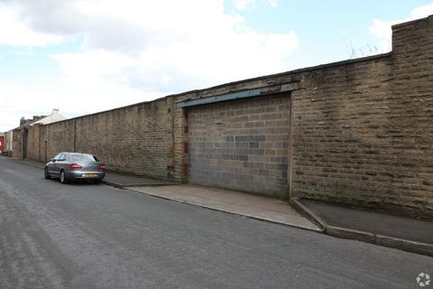 Distribution warehouse to rent, 44 Victoria St Accrington BB5 0PG