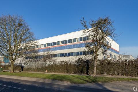 Warehouse to rent, Lichfield Rd Brownhills WS8 6JP
