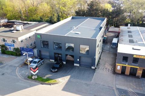 Industrial unit for sale, 5 Sandiford Rd Sutton SM3 9RN