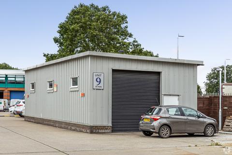 Industrial development to rent, 23 Commerce Way Croydon CR0 4ZS