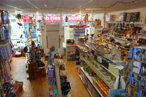 Retail property (high street) to rent, 10 Fore St St Austell PL25 5EN