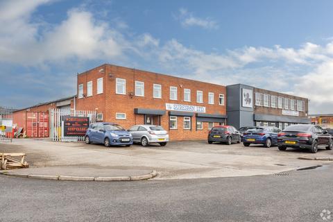 Factory to rent, Leamore Close Walsall WS2 7NL