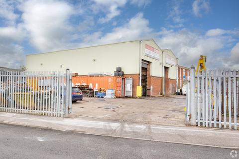 Factory to rent, Leamore Close Walsall WS2 7NL