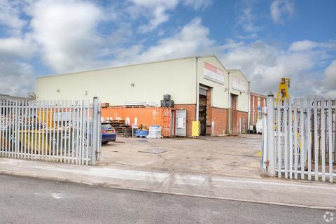 Factory to rent, Leamore Close Walsall WS2 7NL