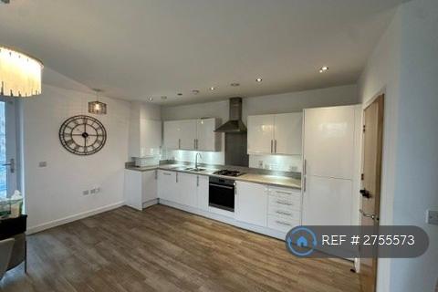 undefined, Carter Court, Southall, UB2