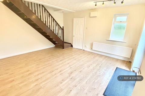 2 bedroom semi-detached house to rent, Laird Court, Bagshot, GU19