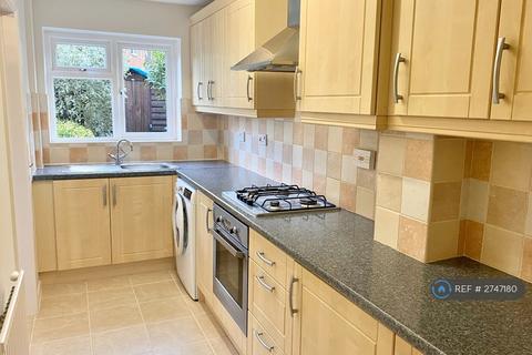 2 bedroom semi-detached house to rent, Laird Court, Bagshot, GU19