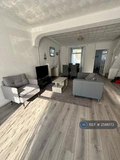 2 bedroom semi-detached house to rent, Swansea, Swansea, SA1