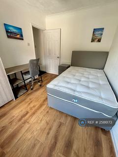 2 bedroom semi-detached house to rent, Swansea, Swansea, SA1