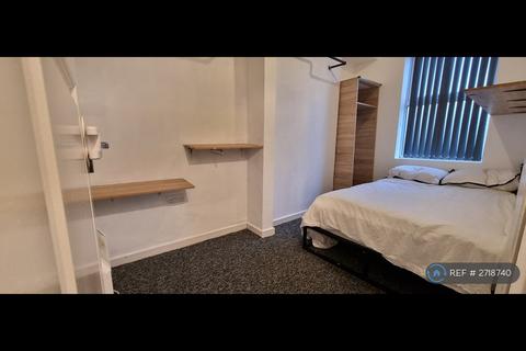 2 bedroom end of terrace house to rent, Broxtowe Avenue, Nottingham, NG8