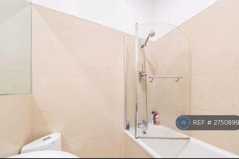 2 bedroom flat to rent, Horniman Grange, London, SE23