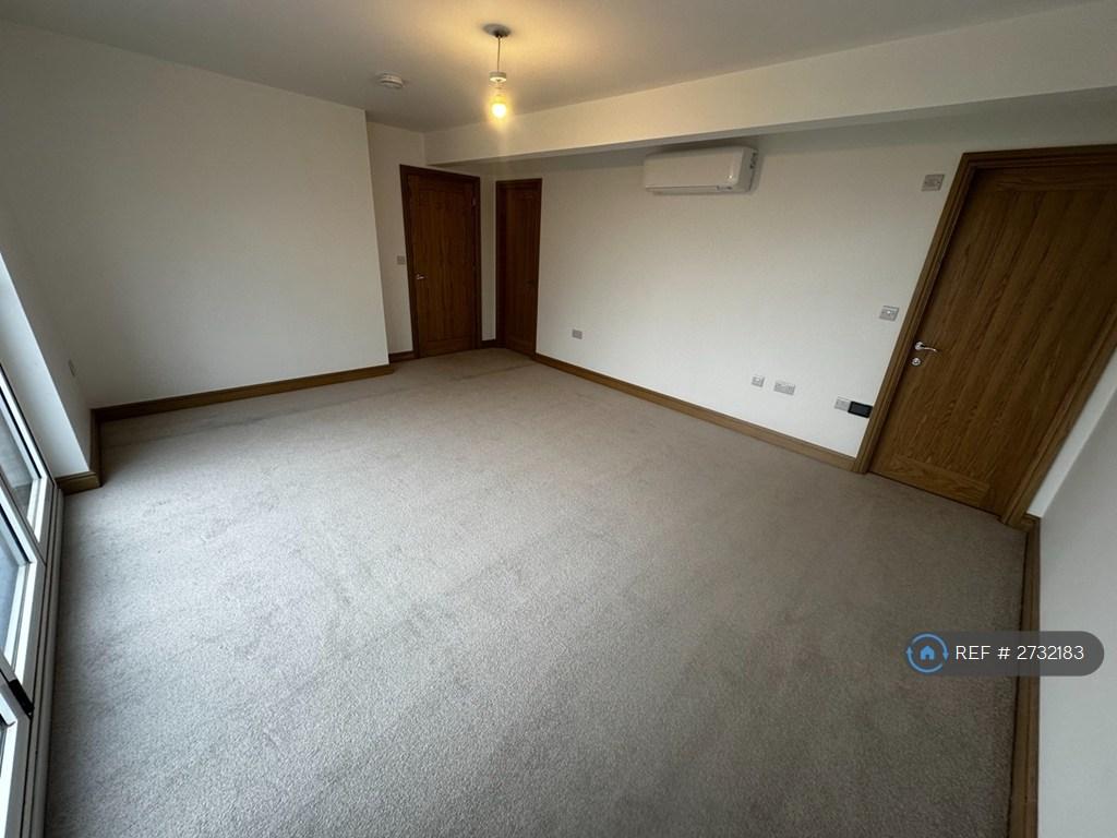 Master Bedroom 2