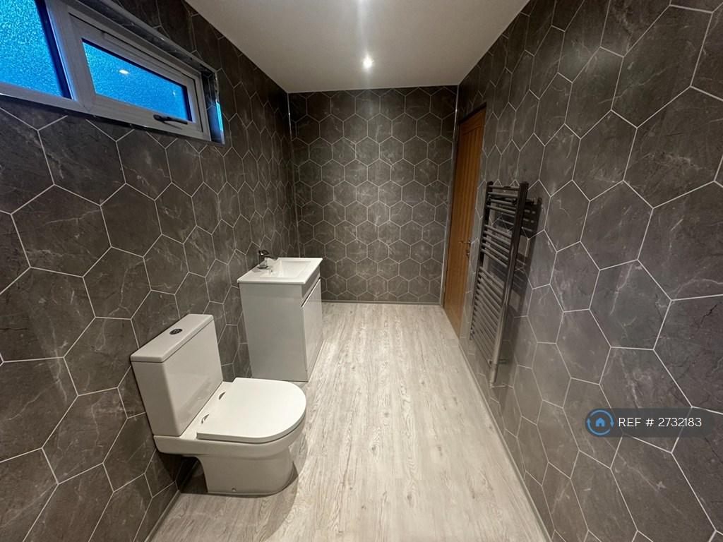 Ensuite 2