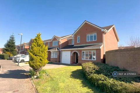 4 bedroom detached house to rent, Shylock Grove, Warwick, CV34