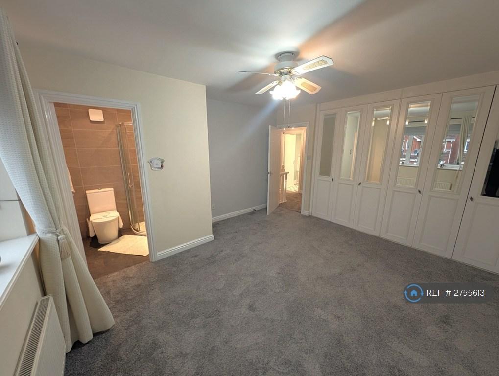Ensuite Bedroom