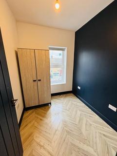 1 bedroom in a house share to rent, Bermuda Road