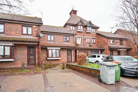 3 bedroom terraced house to rent, Sorrel Gardens, E6, Beckton, London, E6