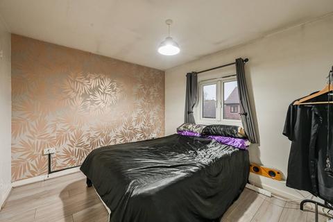 3 bedroom terraced house to rent, Sorrel Gardens, E6, Beckton, London, E6