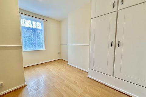2 bedroom flat to rent, Flat 139 Duke Street Park Hill Sheffield S2 5QL