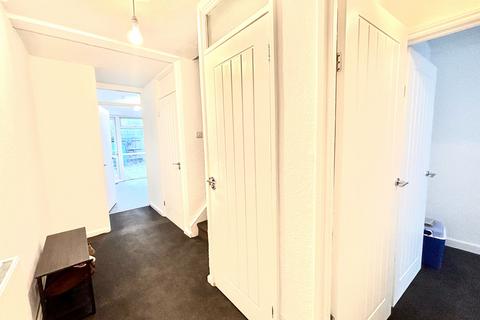 4 bedroom terraced house to rent, Aisgill Avenue, London, W14