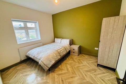 1 bedroom flat to rent, Bermuda Road