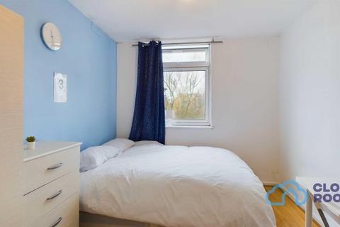 1 bedroom flat to rent, Gale Street