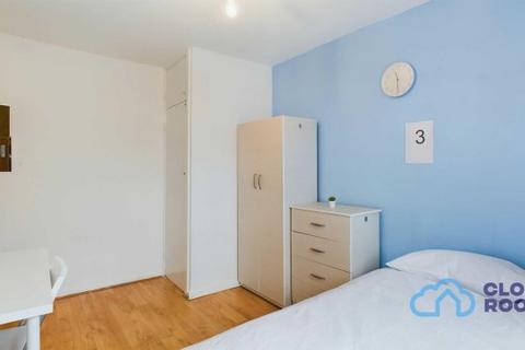 1 bedroom flat to rent, Gale Street