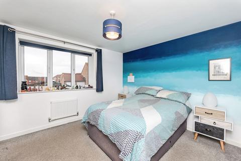 2 bedroom semi-detached house for sale, Mulberry Close, West Yorkshire WF11