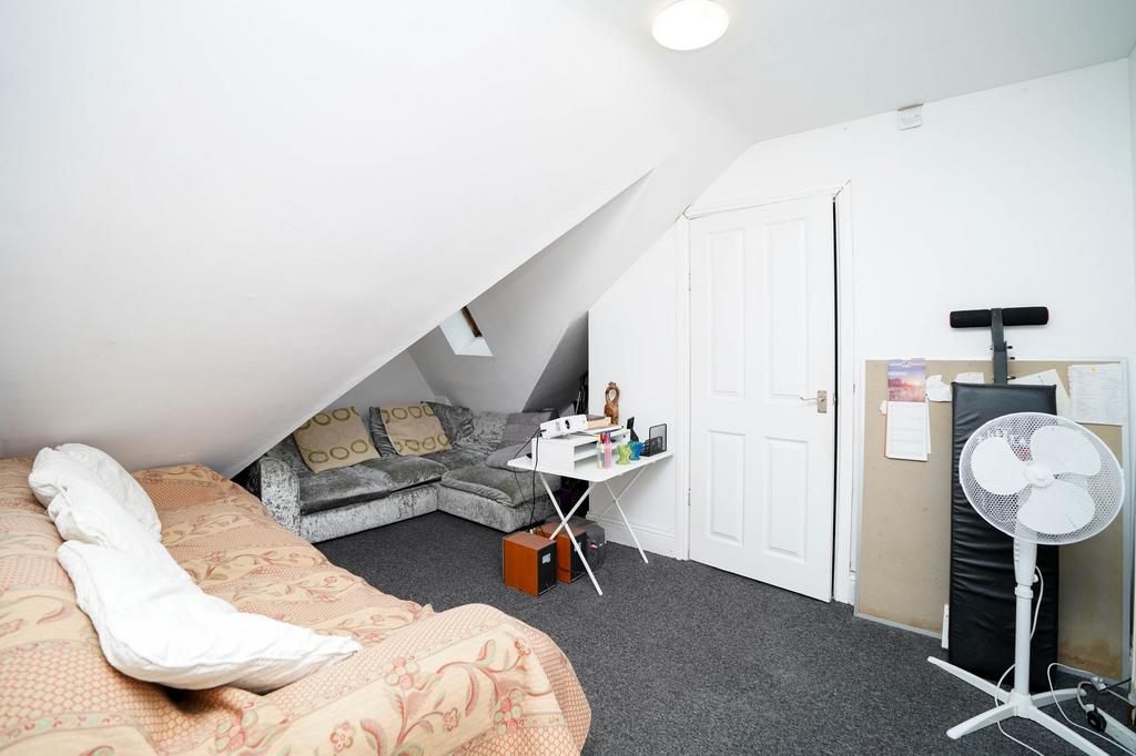 Flat 7 Reception Room