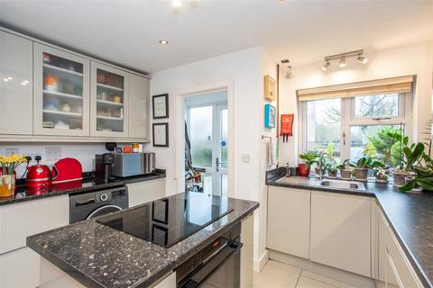 4 bedroom house for sale, Union Drive, Stepney Green