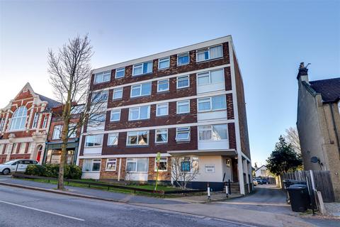 Elm Road, Leigh-On-Sea SS9
