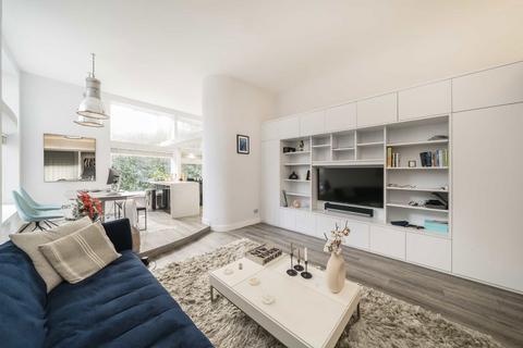 2 bedroom flat to rent, Arundel Gardens, London W11