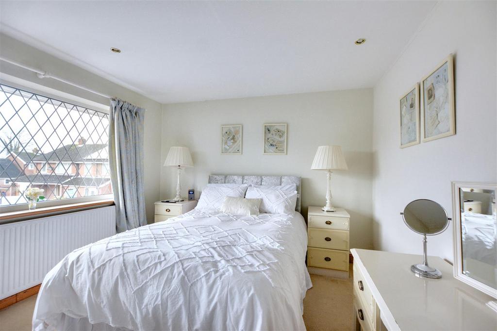 Bedroom 1 1.jpeg