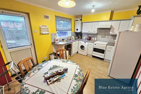 undefined, Taylor Close, Hounslow, TW3