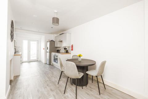 undefined, Gloucester Road North, Filton